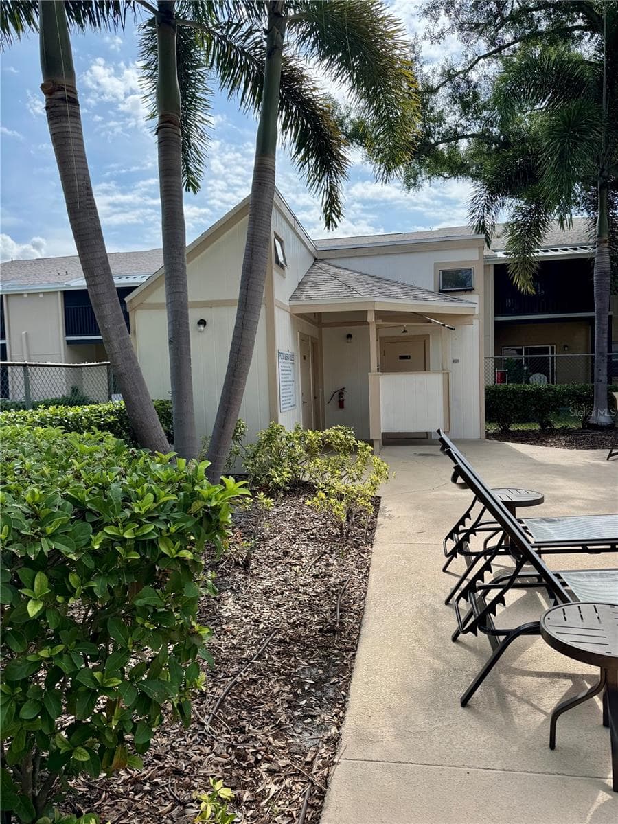 Condominium at 3819 N OAK DR #I42, TAMPA, photo 20 of 25