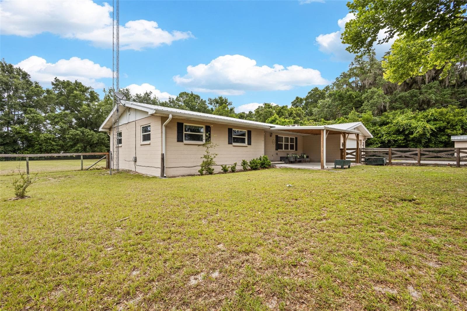 Single Family Residence at 7251 NW 40TH ST, CHIEFLAND, photo 3 of 50