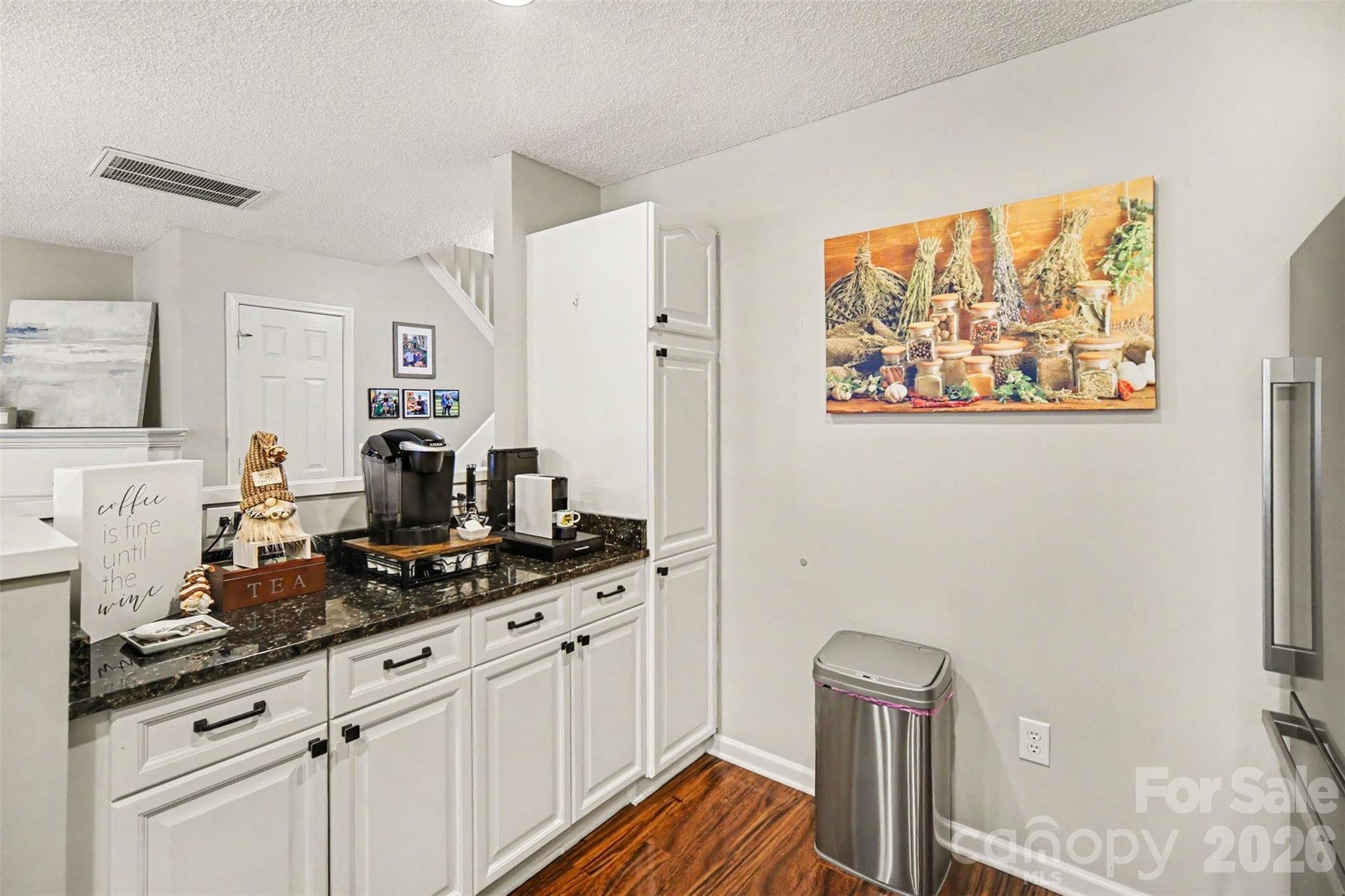 Townhouse at 9725 Mattforest Circle, Charlotte, photo 7 of 22