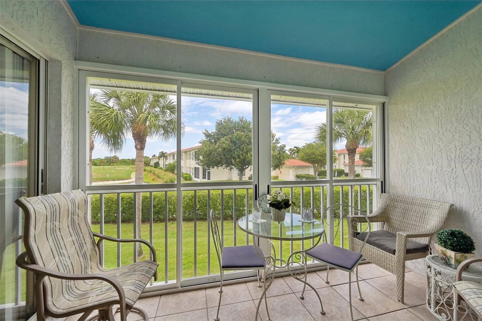 Beautiful water and Golf course views - 1041 CAPRI ISLES BLVD #209, VENICE