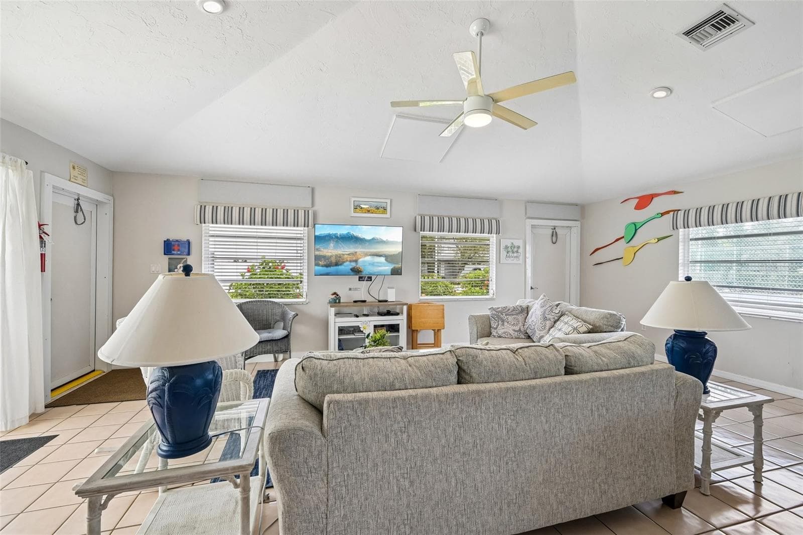 Club House - 1041 CAPRI ISLES BLVD #209, VENICE