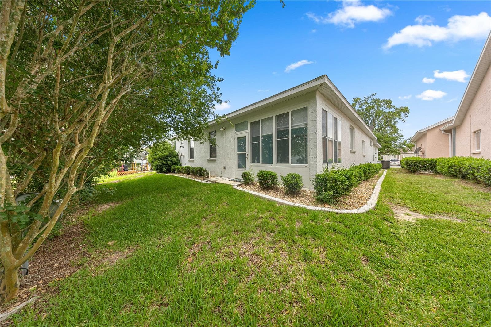 Mature & Private Landscaping - 2379 NW 55TH AVENUE RD, OCALA