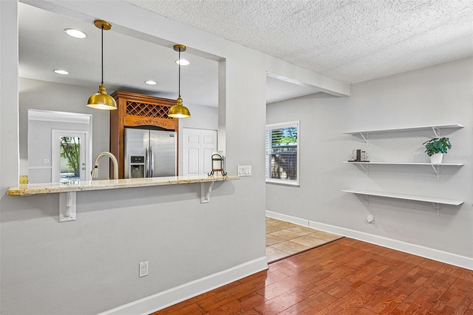Single Family Residence at 3924 W BAY VIEW AVE, TAMPA, photo 9 of 75