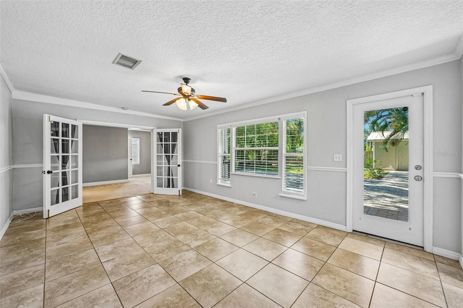 Single Family Residence at 3924 W BAY VIEW AVE, TAMPA, photo 23 of 75