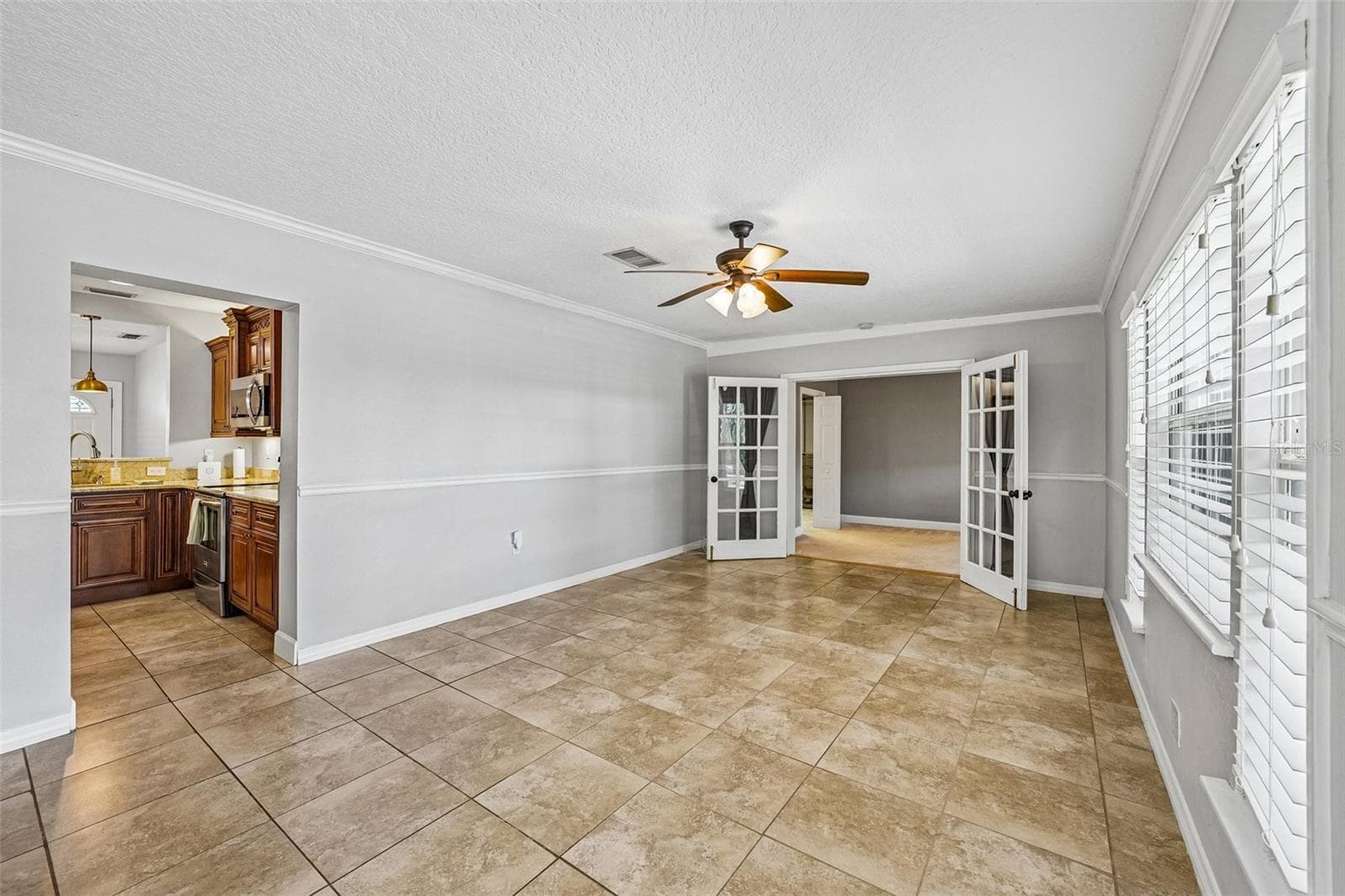 Single Family Residence at 3924 W BAY VIEW AVE, TAMPA, photo 24 of 75