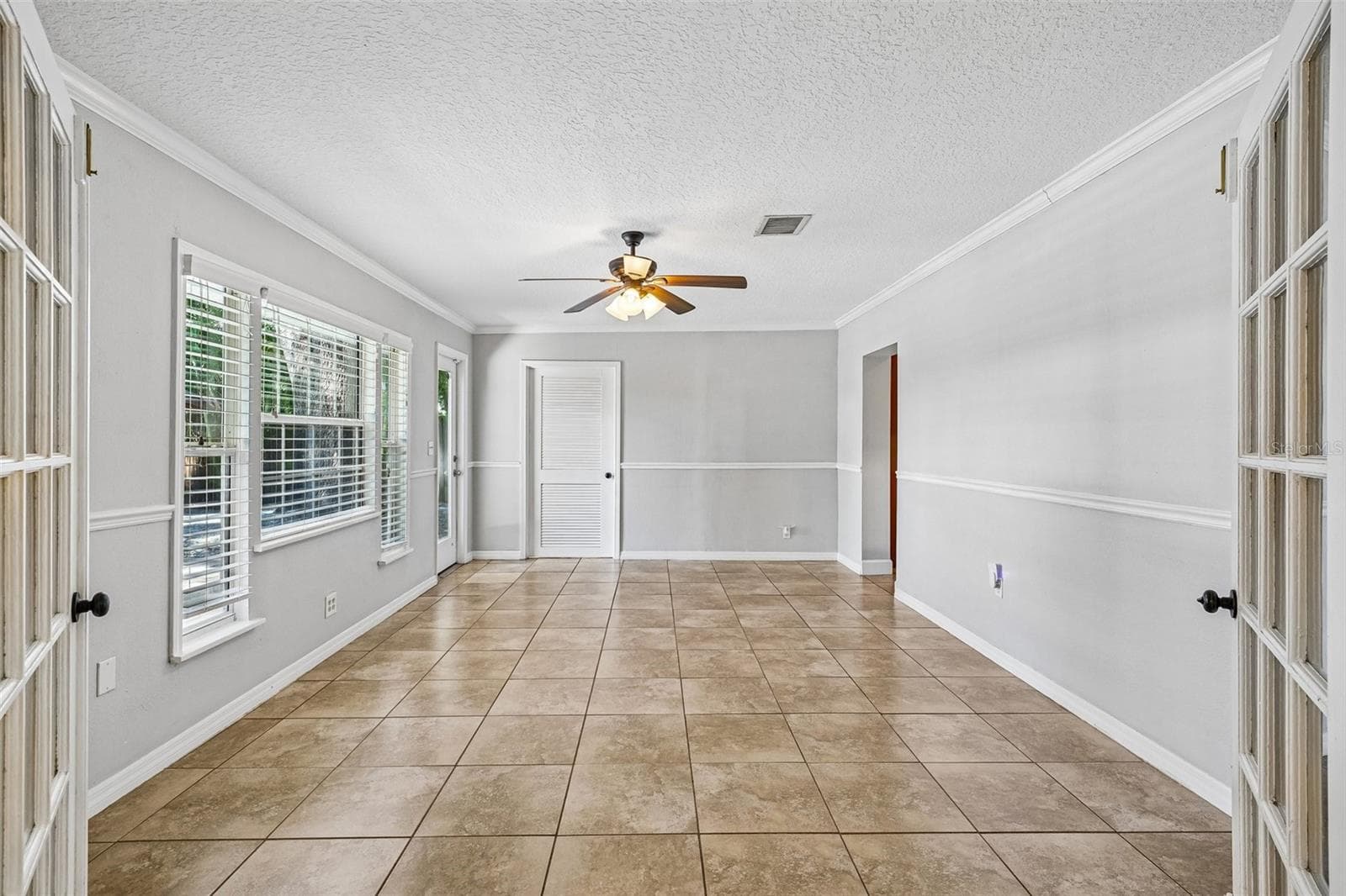 Single Family Residence at 3924 W BAY VIEW AVE, TAMPA, photo 27 of 75