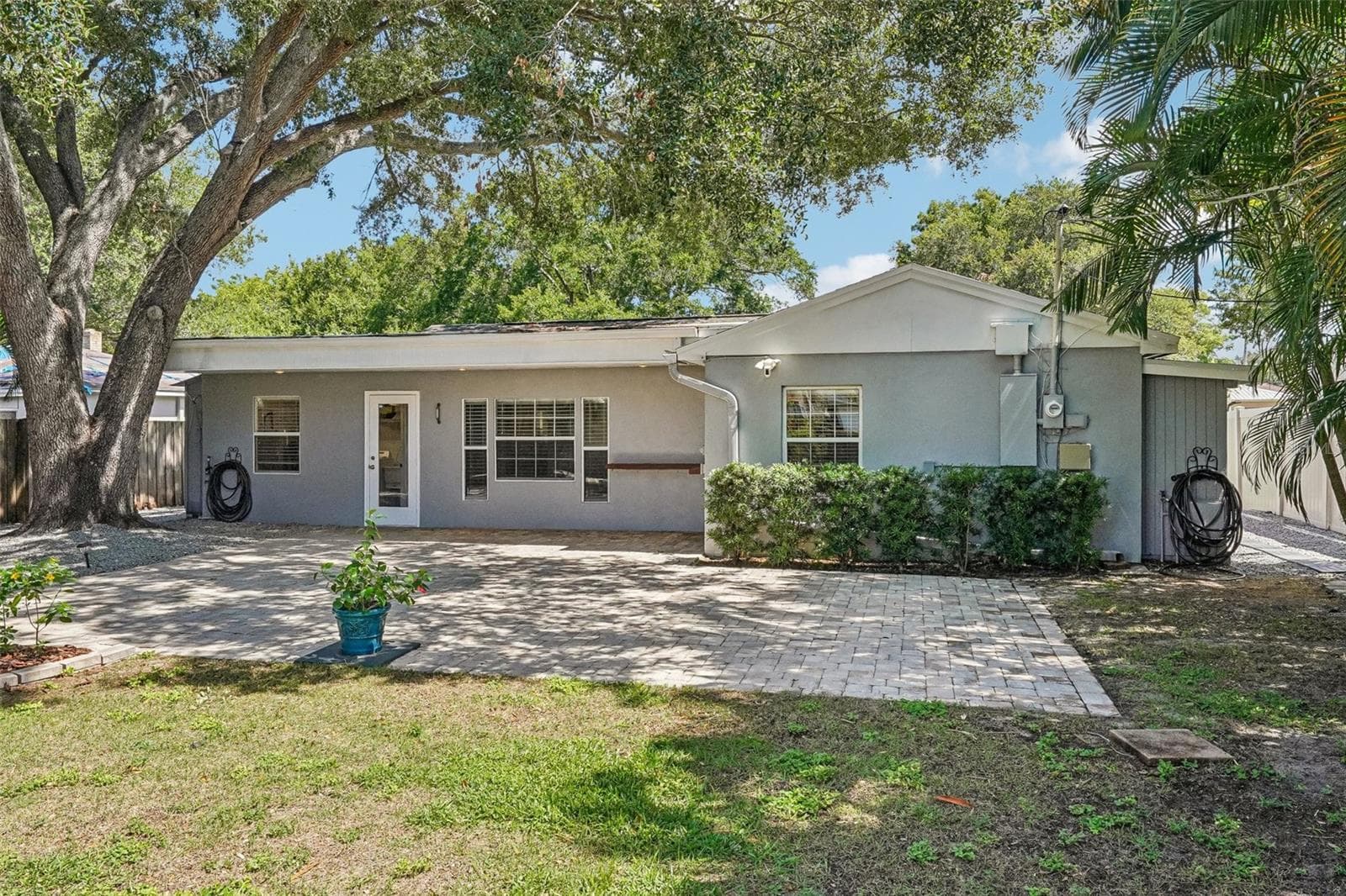Single Family Residence at 3924 W BAY VIEW AVE, TAMPA, photo 58 of 75