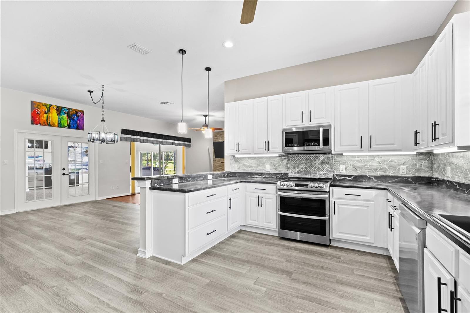 Single Family Residence at 25501 MAUREPAS LN, LEESBURG, photo 20 of 42