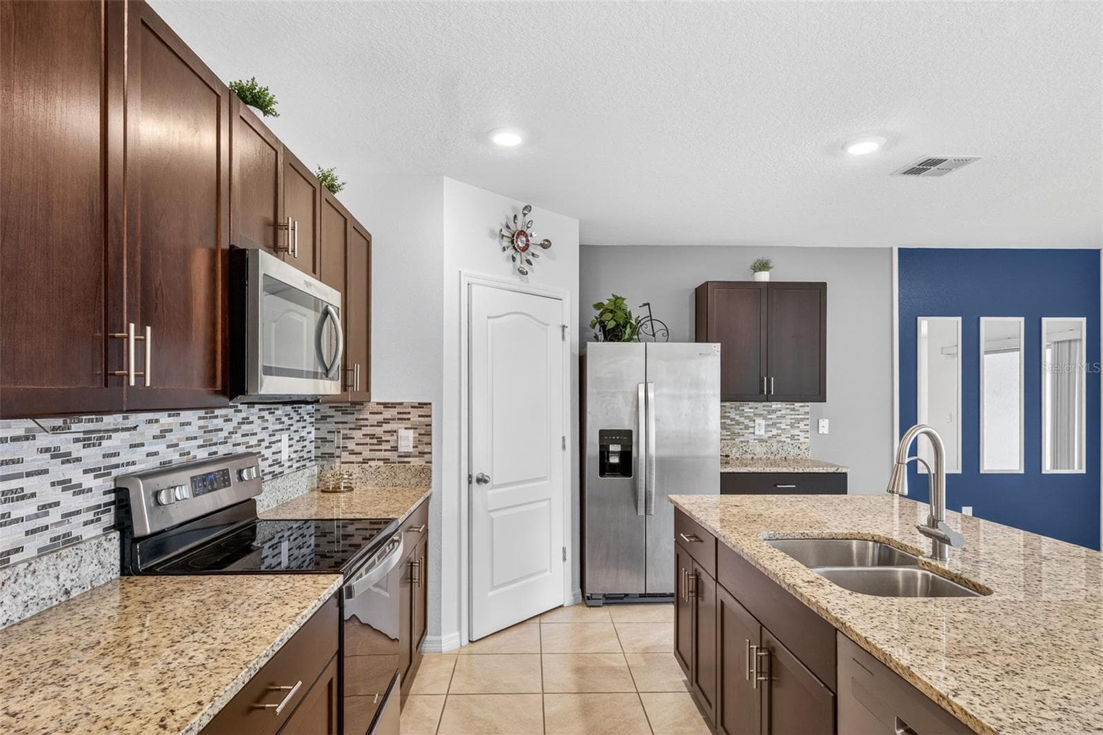 Single Family Residence at 1959 CACUTTA WAY, KISSIMMEE, photo 16 of 50