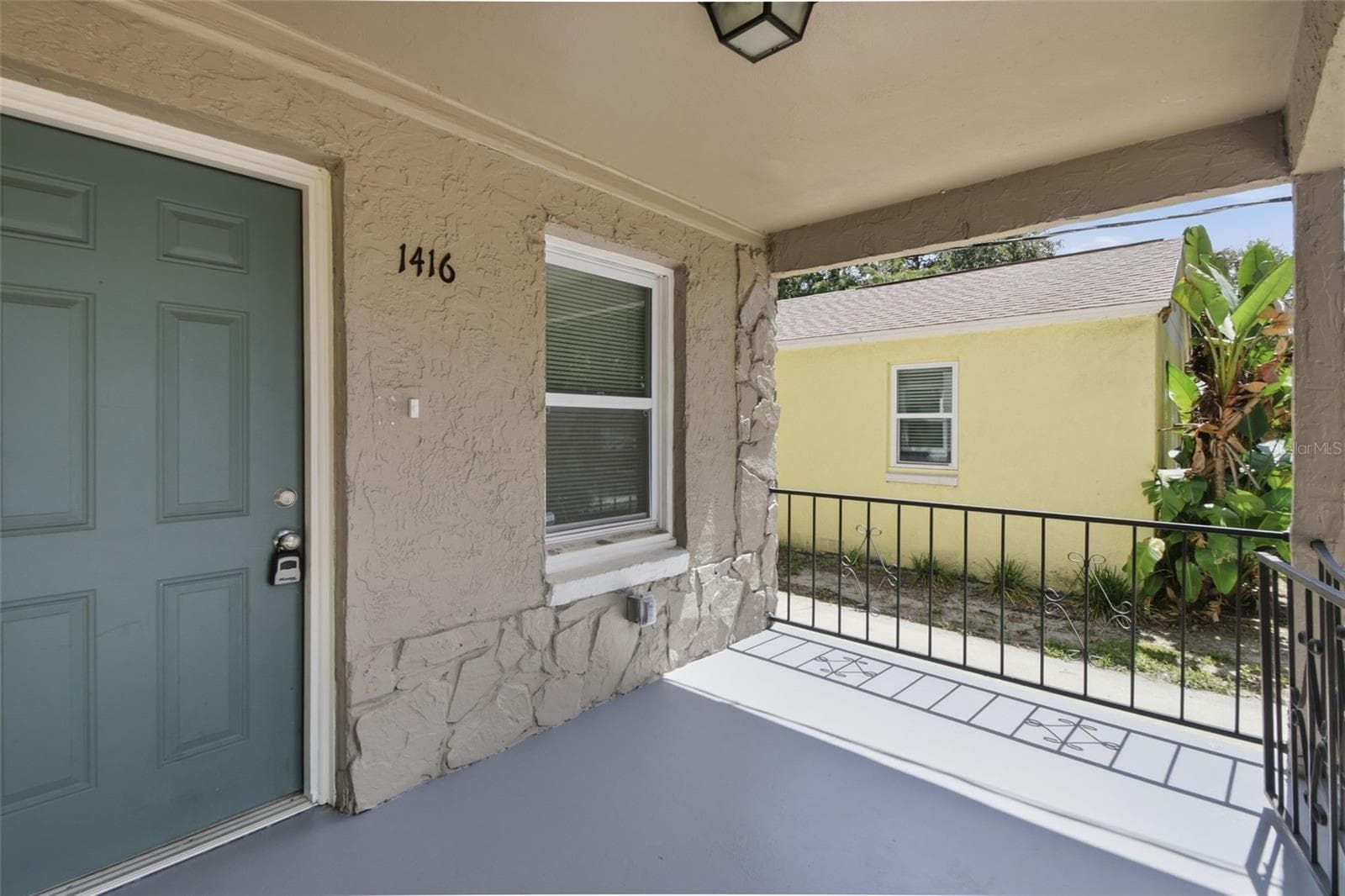 Single Family Residence at 1416 E MOHAWK AVE, TAMPA, photo 8 of 44