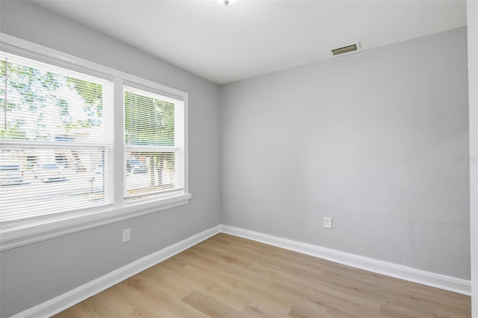 Single Family Residence at 1416 E MOHAWK AVE, TAMPA, photo 30 of 44