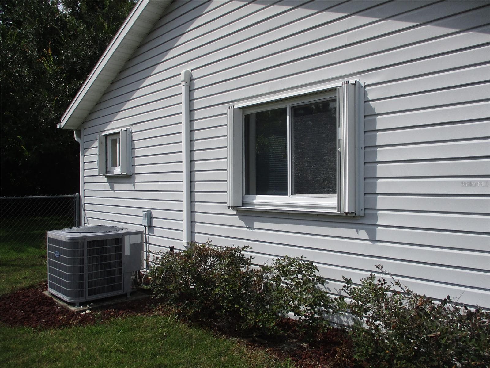 HURRICANE SHUTTERS - 11946 SW 137TH LOOP, DUNNELLON