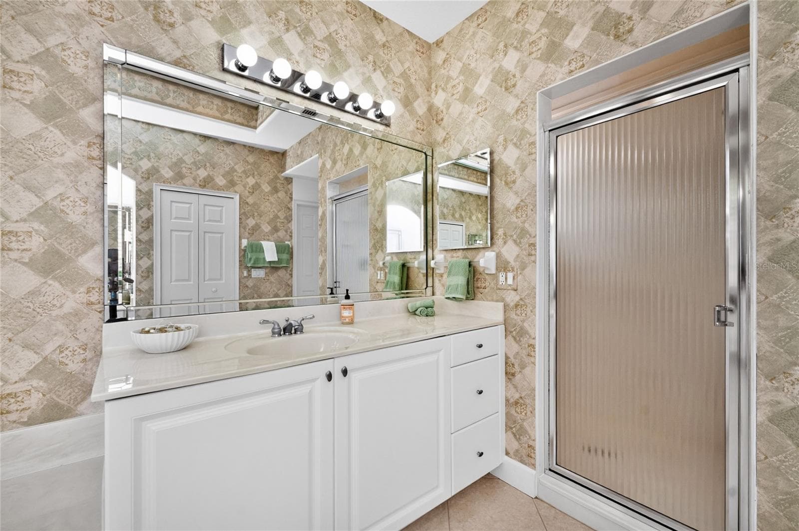 Single Family Residence at 3341 SUNSET KEY CIR, PUNTA GORDA, photo 51 of 82