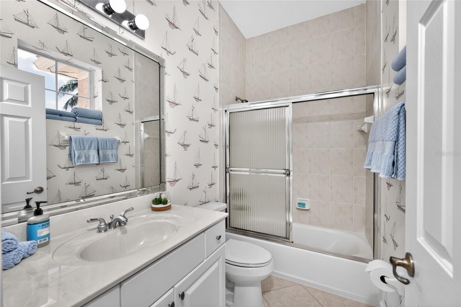 Single Family Residence at 3341 SUNSET KEY CIR, PUNTA GORDA, photo 54 of 82