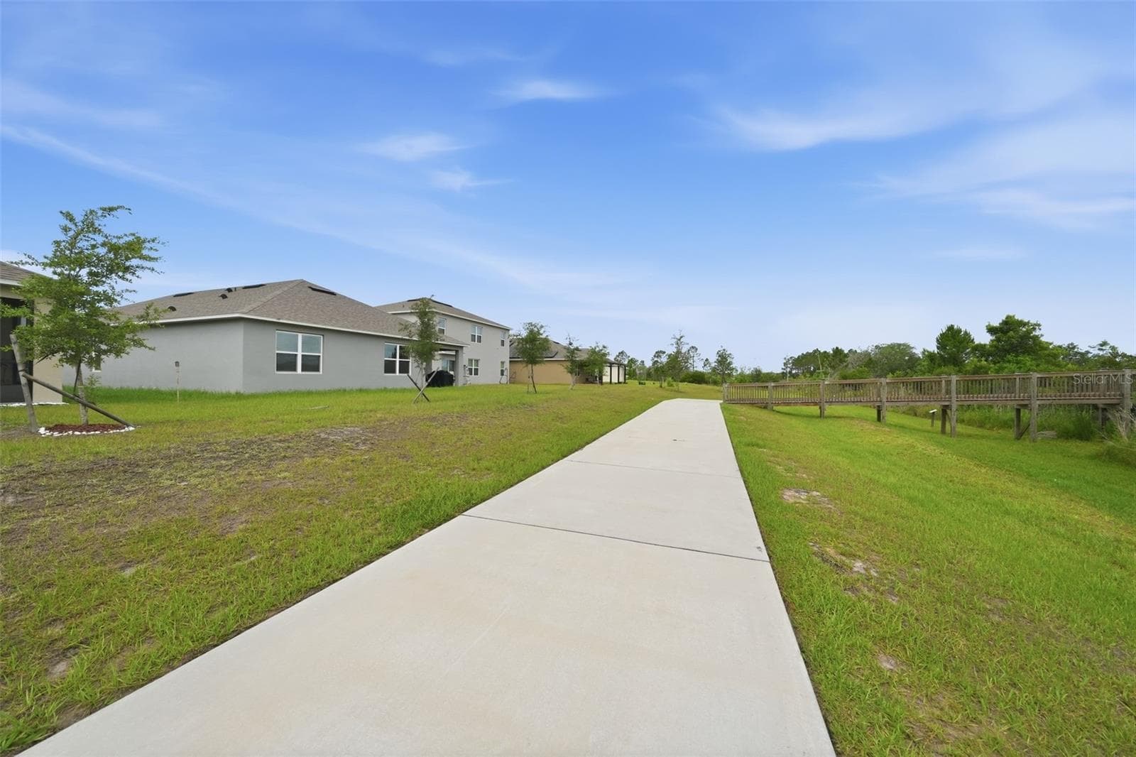 Single Family Residence at 2647 HOUSE FINCH RD, ST CLOUD, photo 33 of 38