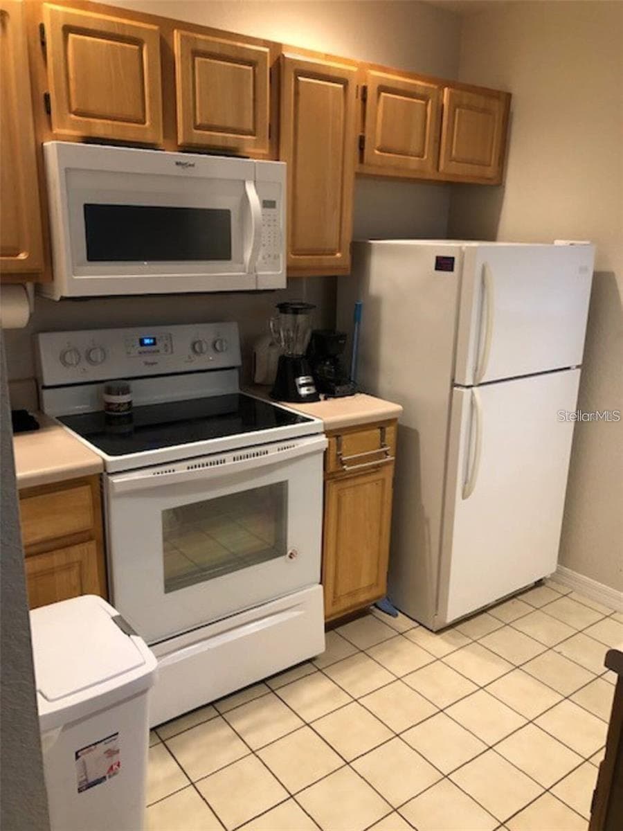 Townhouse at 4006 VENETIAN BAY DR #108, KISSIMMEE, photo 2 of 9