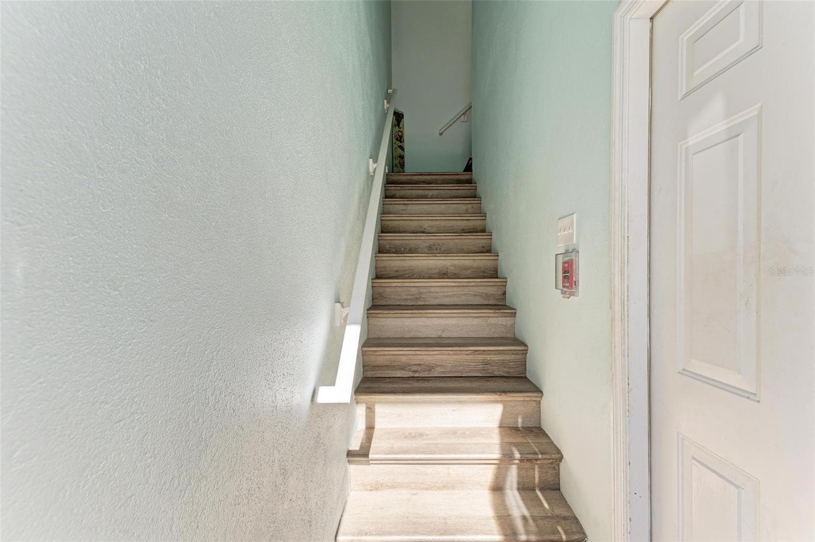 Entrance/Stairs - 1469 GULF DR N, BRADENTON BEACH