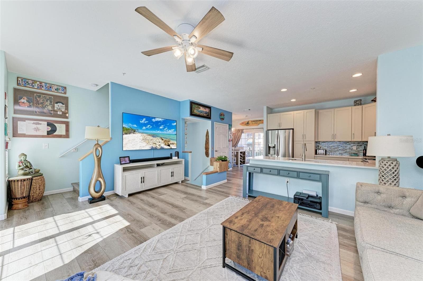 Main living - 1469 GULF DR N, BRADENTON BEACH