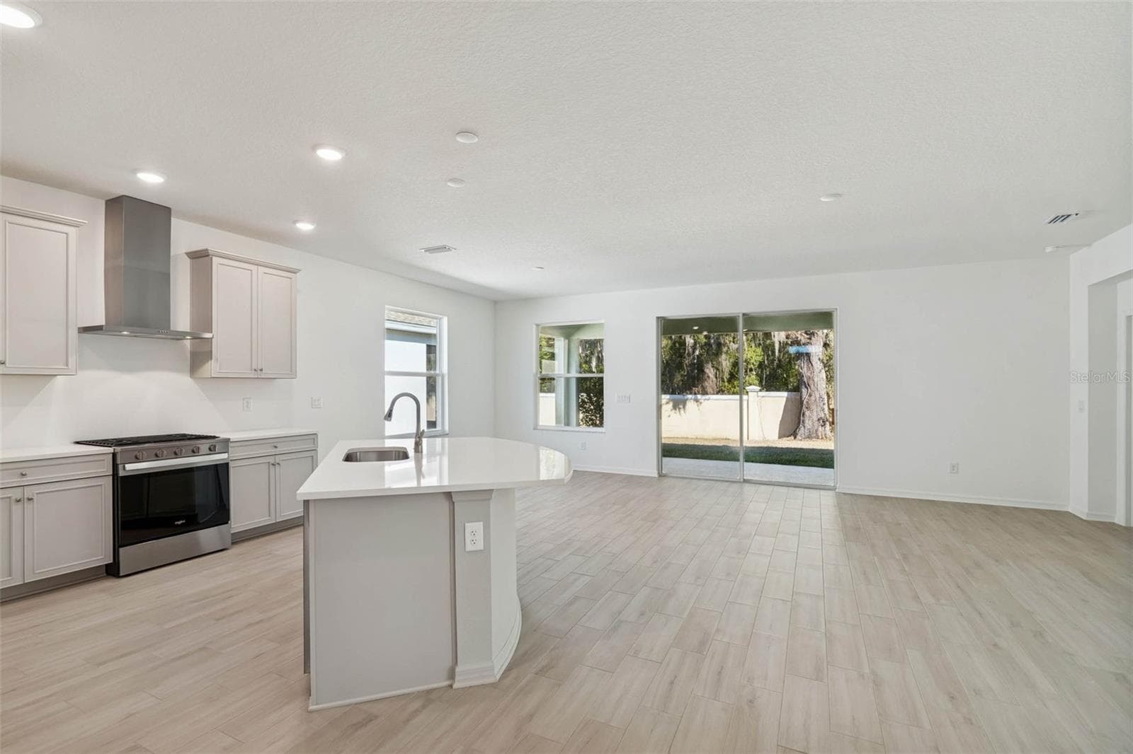 Single Family Residence at 19689 FORT KING RUN, BROOKSVILLE, photo 15 of 56