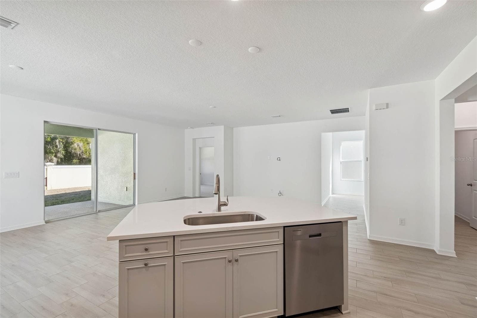 Single Family Residence at 19689 FORT KING RUN, BROOKSVILLE, photo 23 of 56