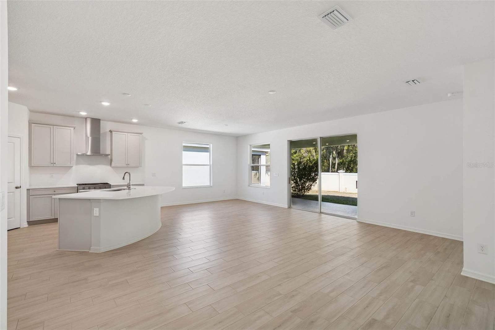 Single Family Residence at 19689 FORT KING RUN, BROOKSVILLE, photo 32 of 56
