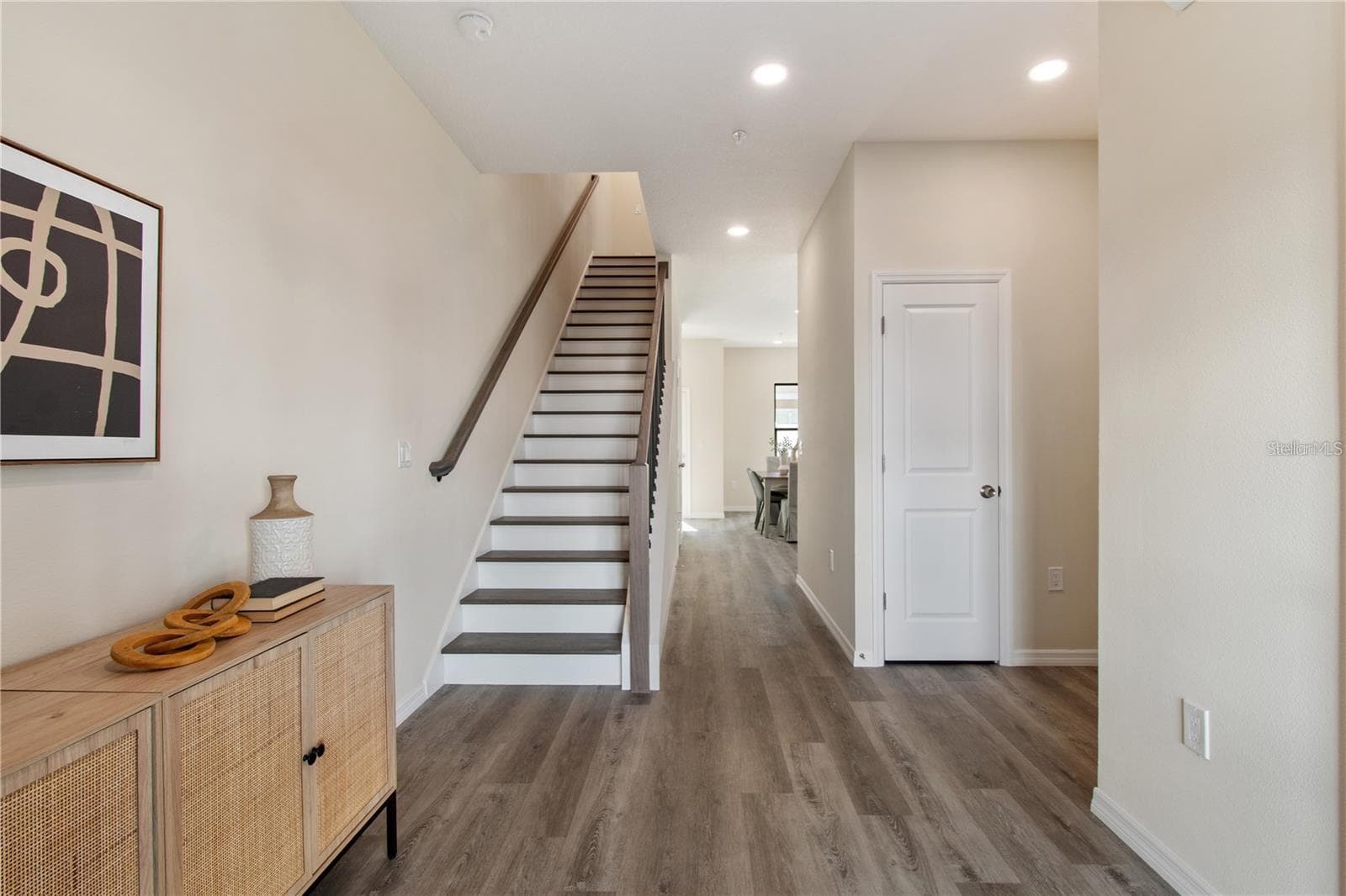 Townhouse at 4367 CAMBIO GARDENS CT, TAMPA, photo 2 of 16
