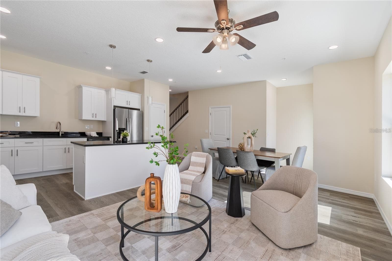Townhouse at 4367 CAMBIO GARDENS CT, TAMPA, photo 6 of 16