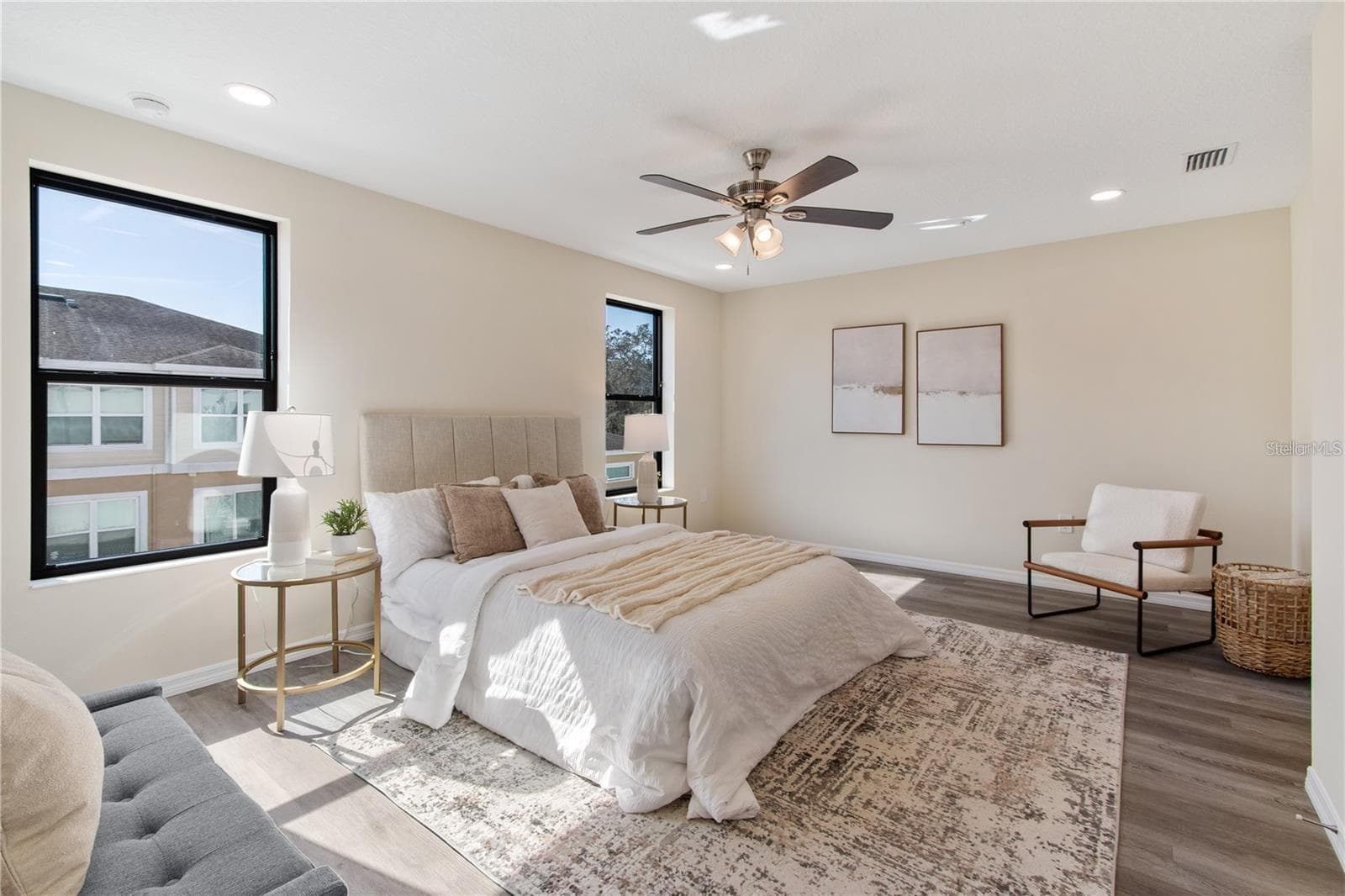 Townhouse at 4367 CAMBIO GARDENS CT, TAMPA, photo 9 of 16