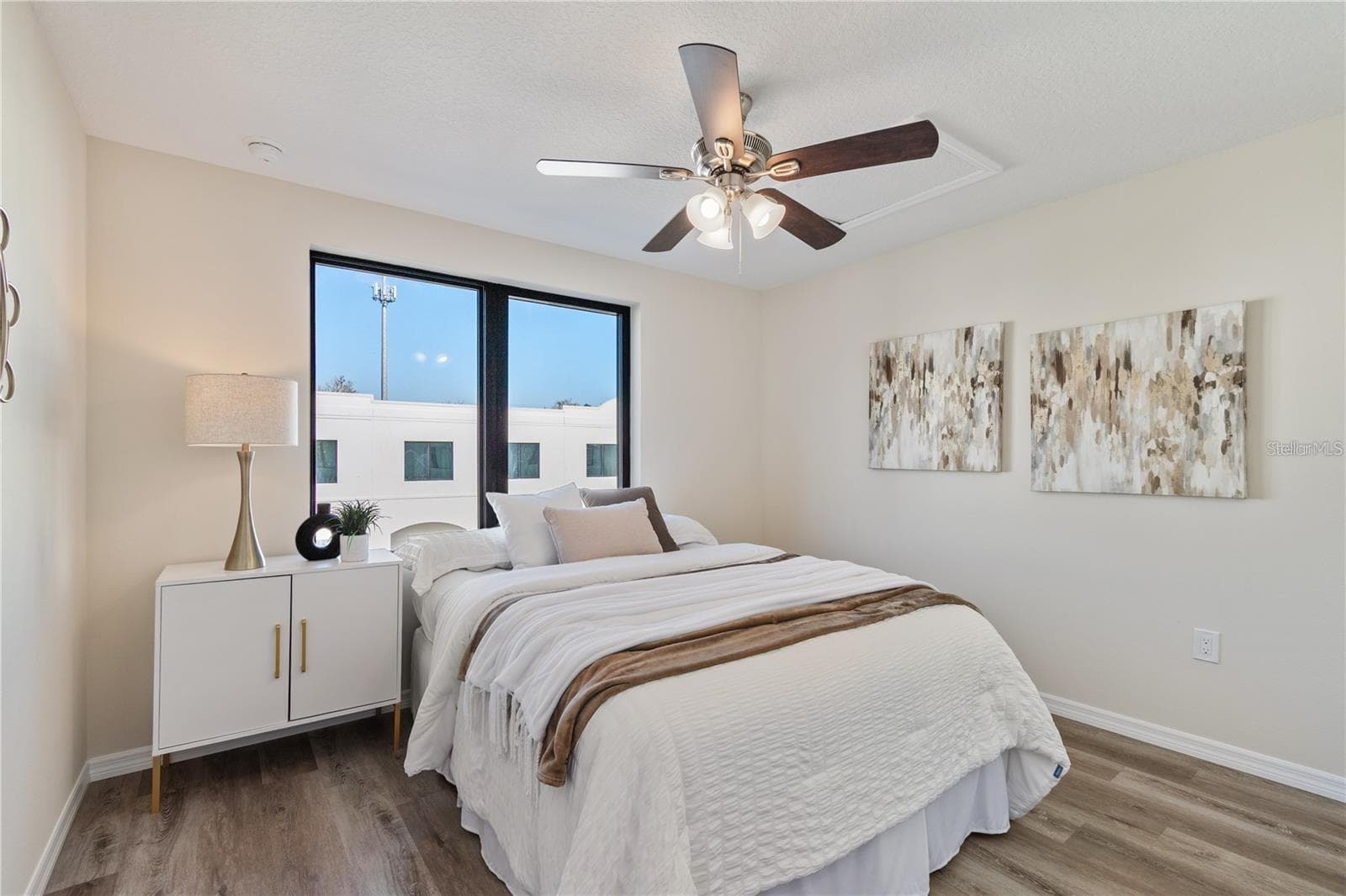 Townhouse at 4367 CAMBIO GARDENS CT, TAMPA, photo 12 of 16