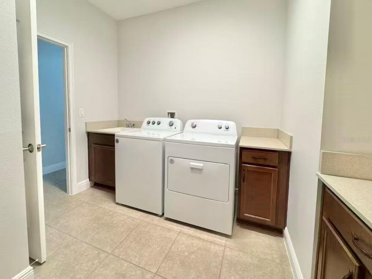 Single Family Residence at 3434 SAGEBRUSH ST, HARMONY, photo 18 of 21
