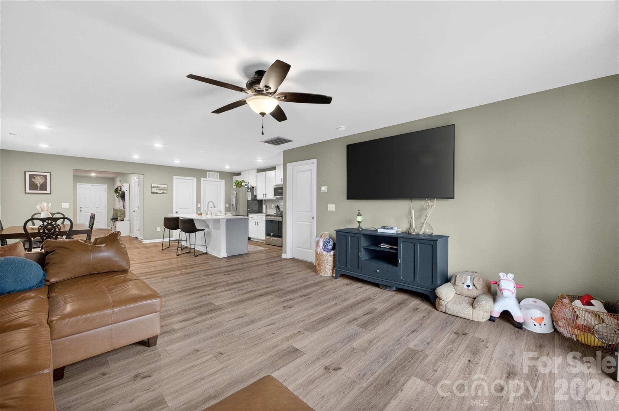 Single Family Residence at 2172 Trollinger Drive, Catawba, photo 20 of 47