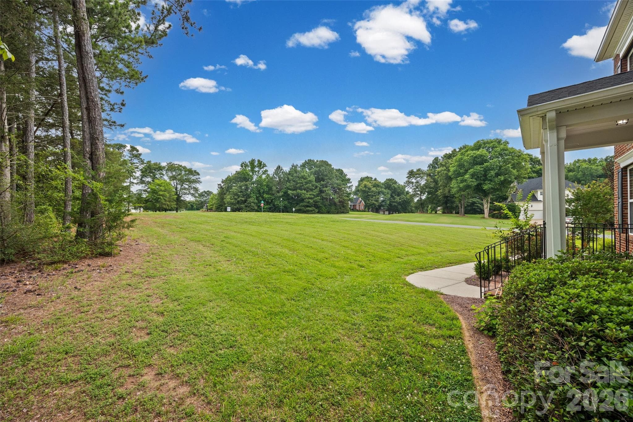 Single Family Residence at 516 Copley Drive, Rock Hill, photo 3 of 27