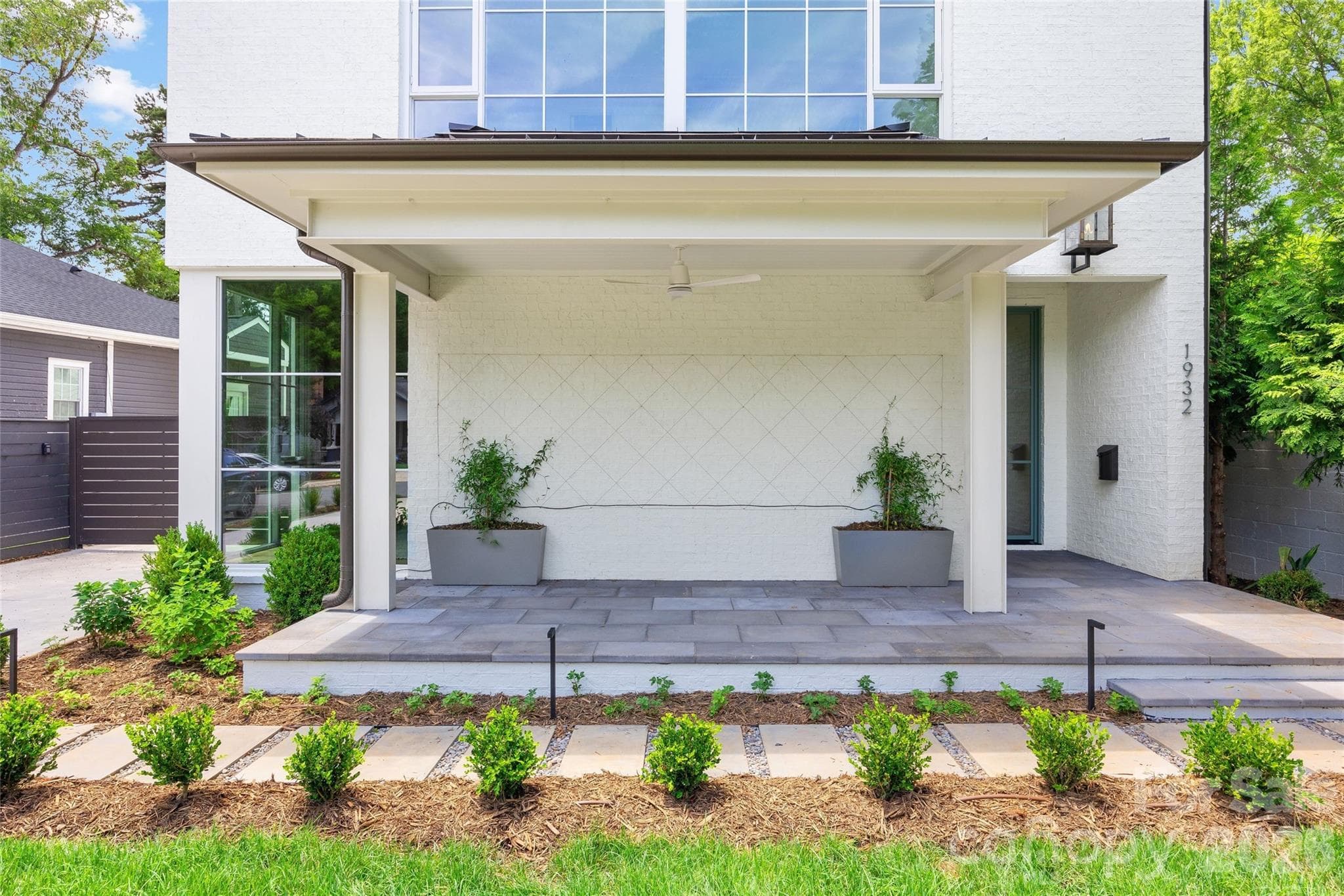 Front Porch - Charlotte