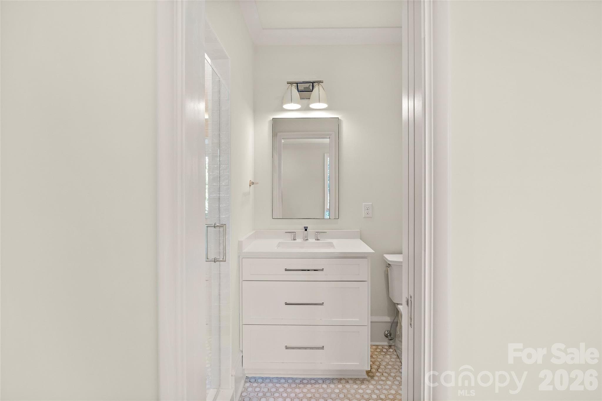 Full Bath 2 - 1932 E 8th Street, Charlotte