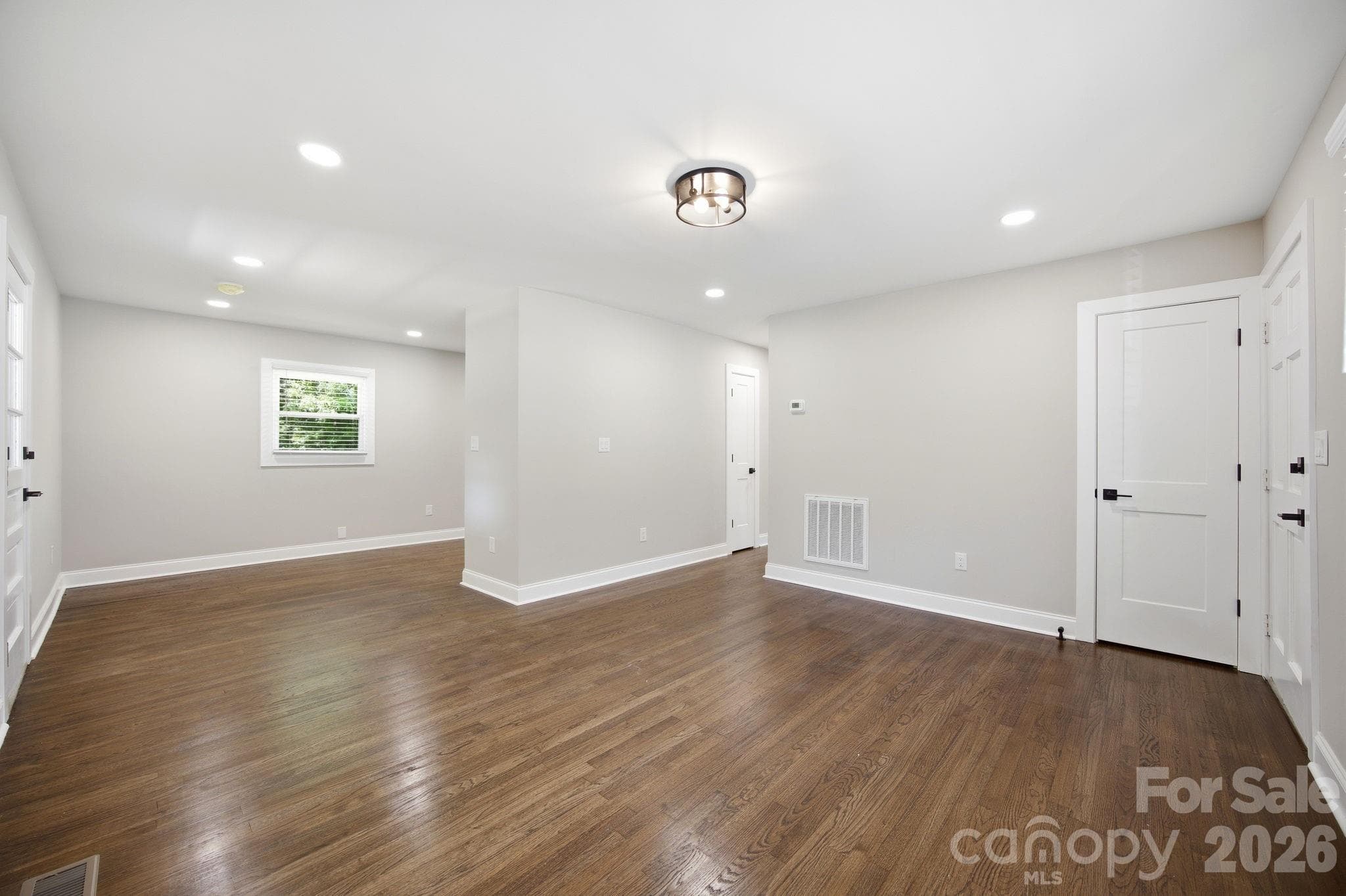 Single Family Residence at Mooresville, photo 10 of 46
