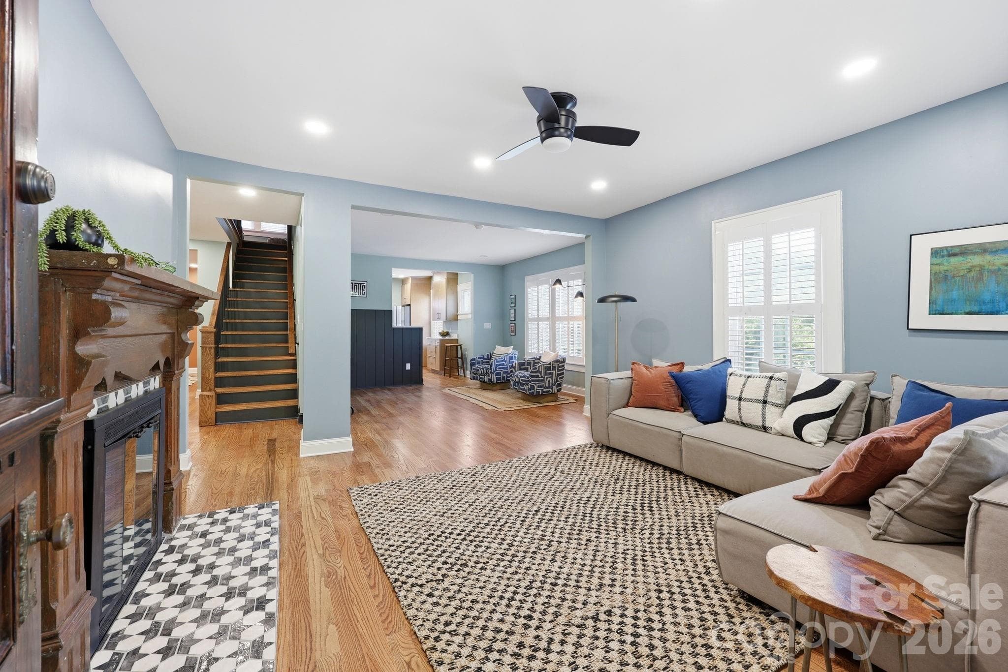 Bright Open Living Room - Charlotte