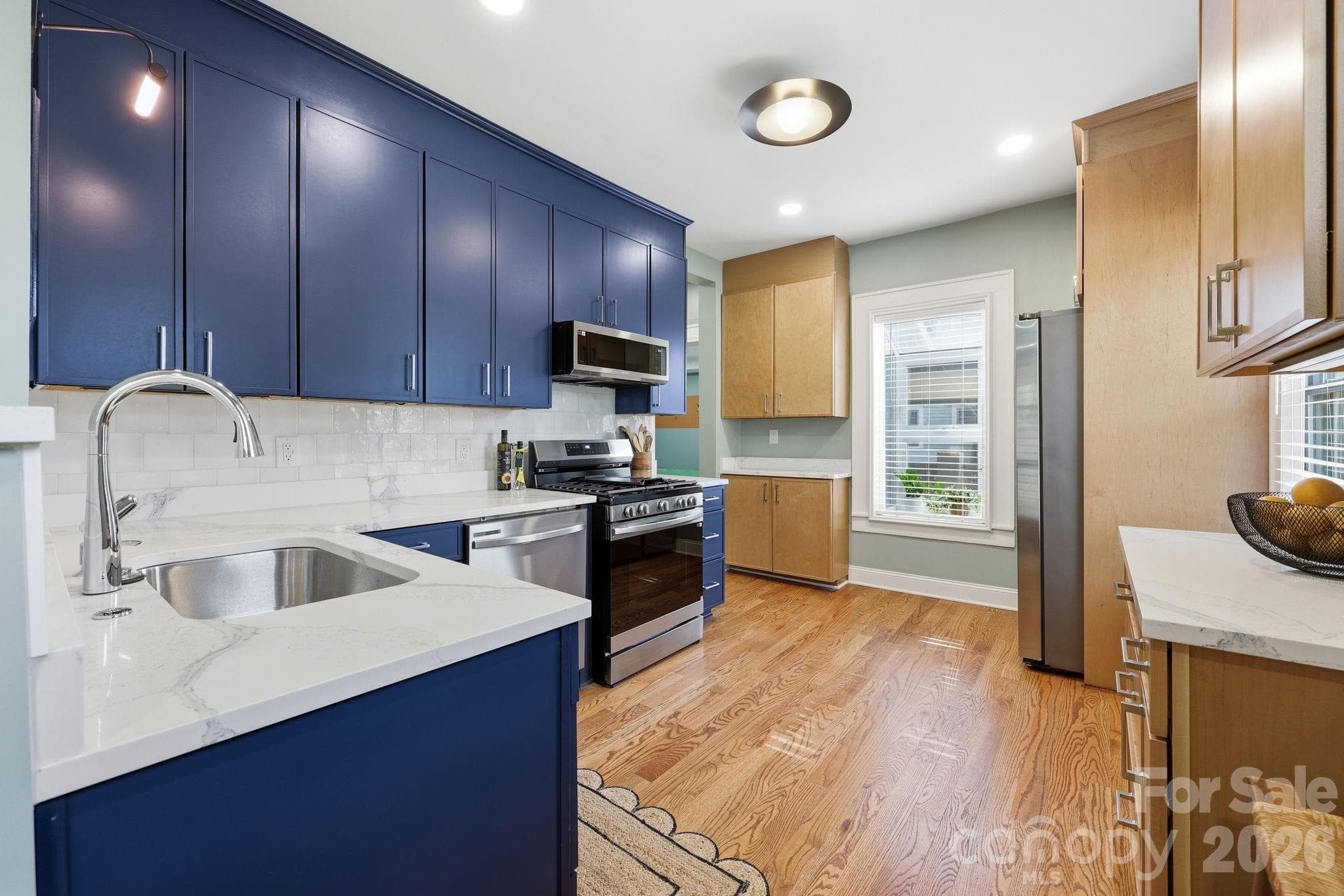 Stylish Kitchen Design - 327 Campus Street, Charlotte