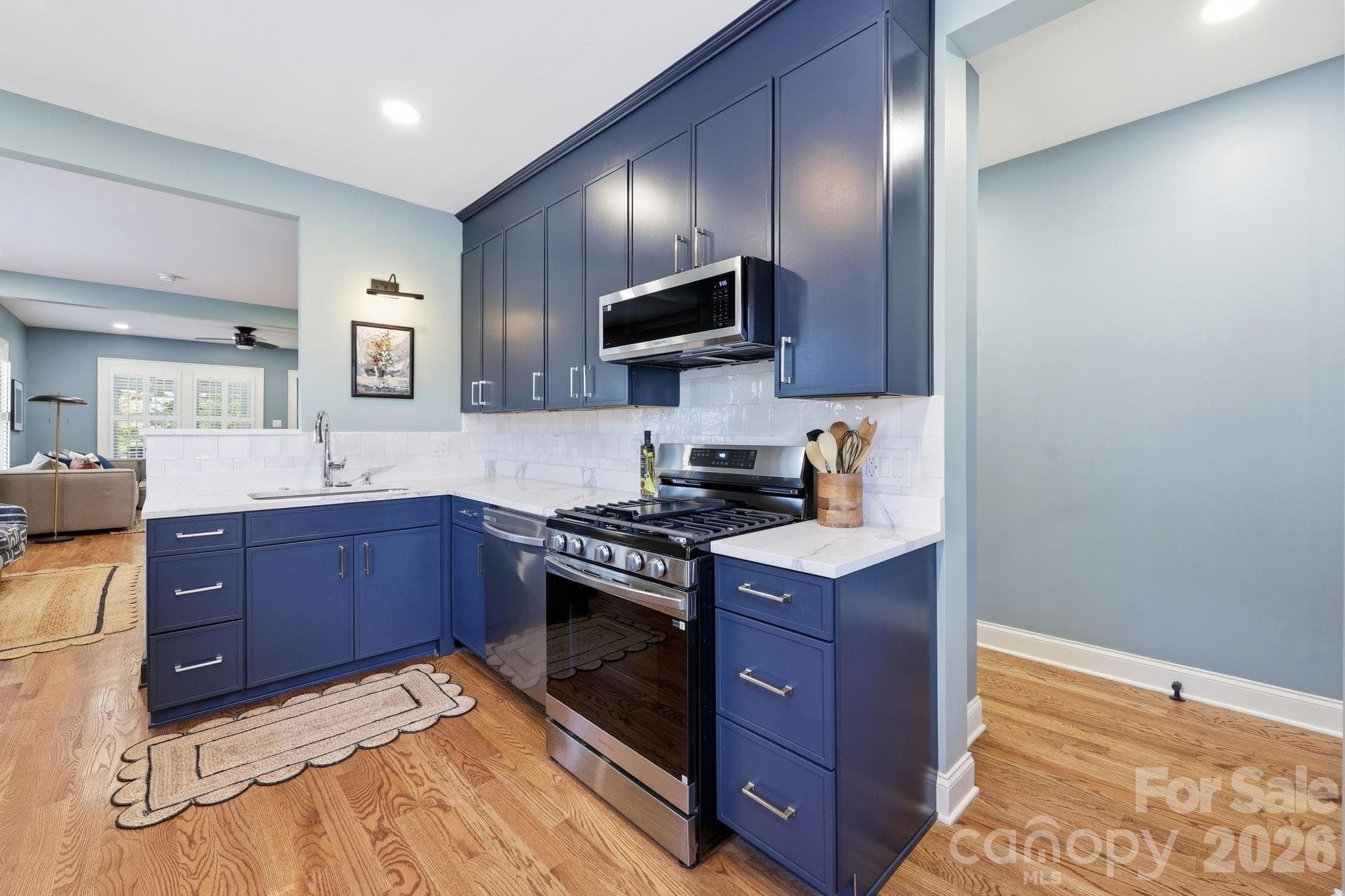 Single Family Residence at 327 Campus Street, Charlotte, photo 13 of 48