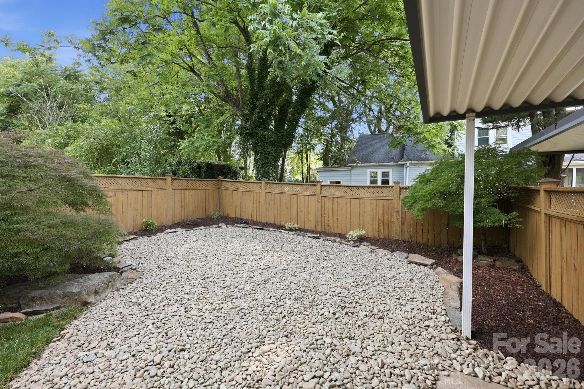 Spacious Entertaining Area - 327 Campus Street, Charlotte
