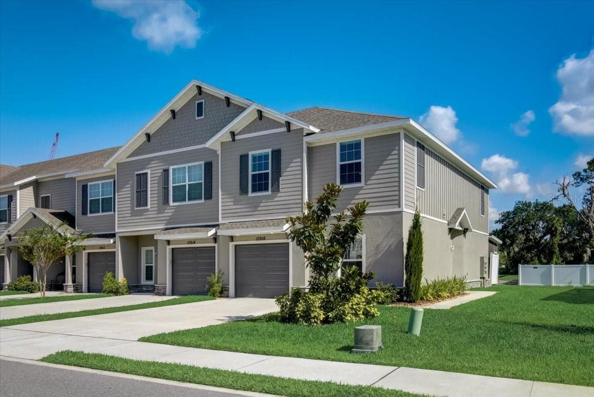 10916 QUICKWATER CT