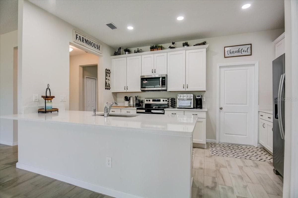 Townhouse at 10916 QUICKWATER CT, RIVERVIEW, photo 4 of 43