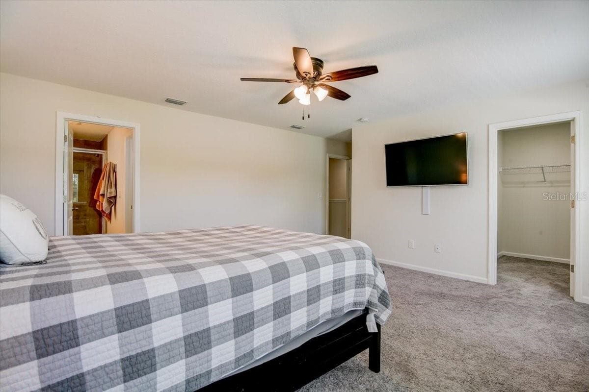 Primary Bedroom with Walk-in Closet - 10916 QUICKWATER CT, RIVERVIEW
