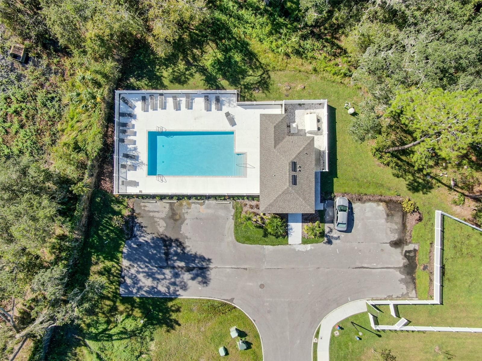 Community Pool - 10916 QUICKWATER CT, RIVERVIEW