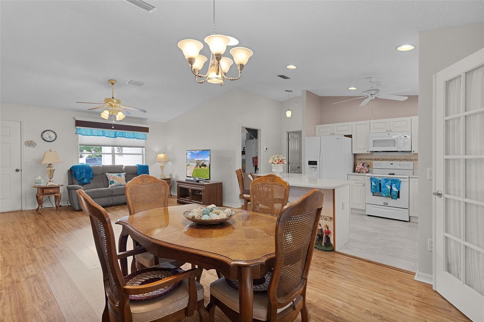 Single Family Residence at 1317 CARVELLO DR, THE VILLAGES, photo 12 of 47