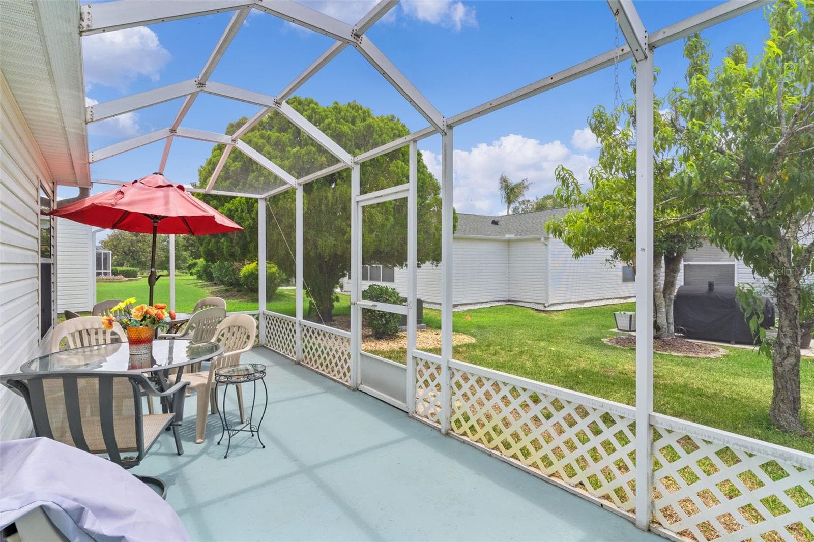 Single Family Residence at 1317 CARVELLO DR, THE VILLAGES, photo 33 of 47
