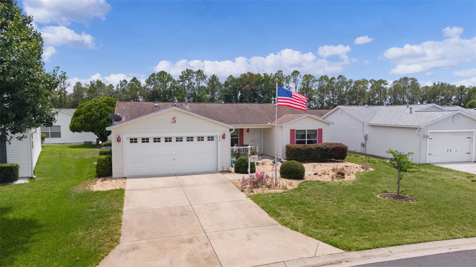 Single Family Residence at 1317 CARVELLO DR, THE VILLAGES, photo 40 of 47