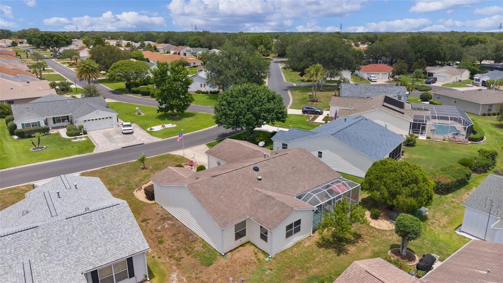 Single Family Residence at 1317 CARVELLO DR, THE VILLAGES, photo 41 of 47
