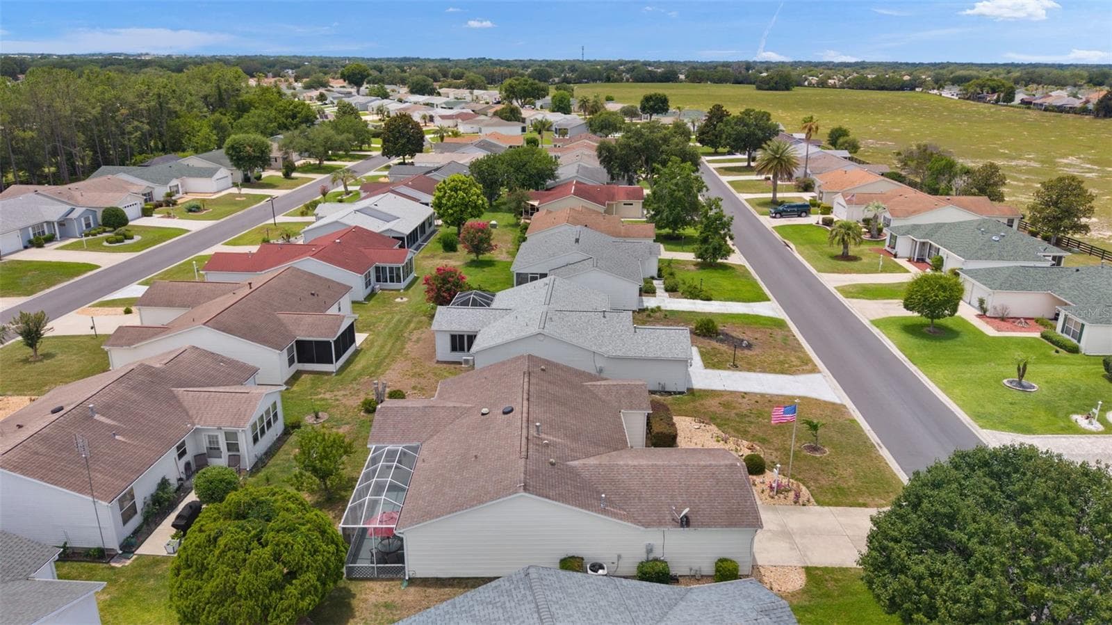 Single Family Residence at 1317 CARVELLO DR, THE VILLAGES, photo 43 of 47
