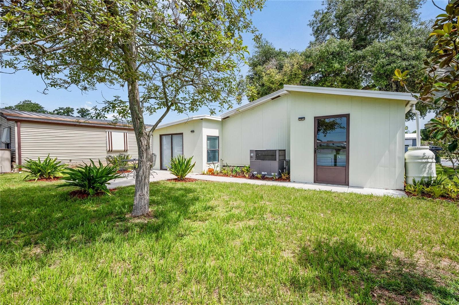 Manufactured Home at 36428 MALIBU WAY, ZEPHYRHILLS, photo 30 of 47
