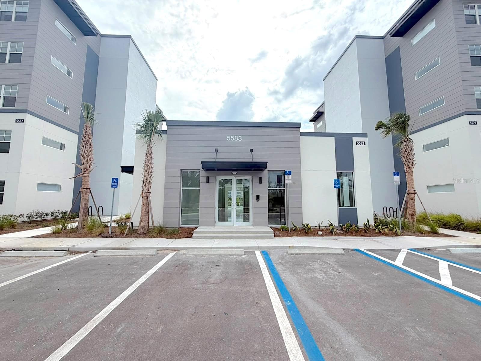 Club House - 5587 MILLENIA PARK BLVD #207, ORLANDO